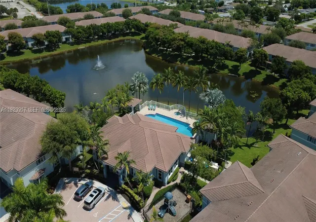 23rd image of 1918 Alamanda Way, Riviera Beach, FL 33404 | MLS# A11923317