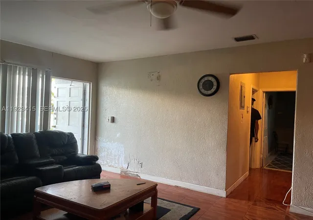 4th image of 3880 Nw 6Th St, Lauderhill, FL 33311 | MLS# A11923415