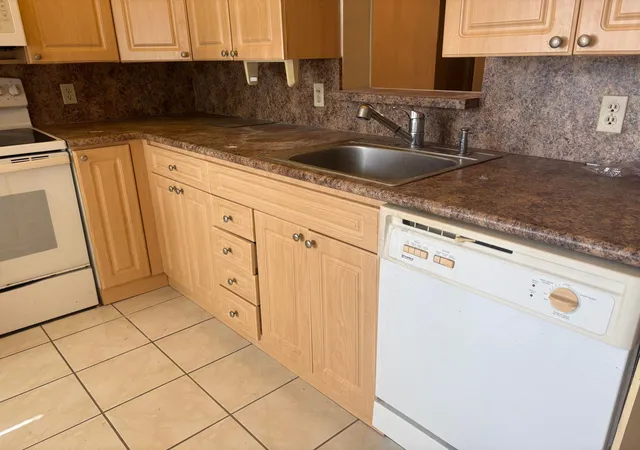 2nd image of 2804 Victoria Wy #B2, Coconut Creek, FL 33066 | MLS# R11144672