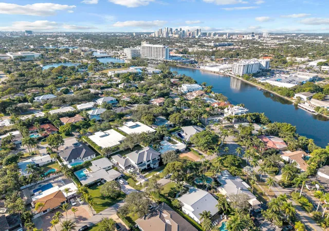 Homes for sale in Fort Lauderdale, FL | 2401 Ne 13Th St, Fort Lauderdale, FL 33304 | MLS# R11144969
