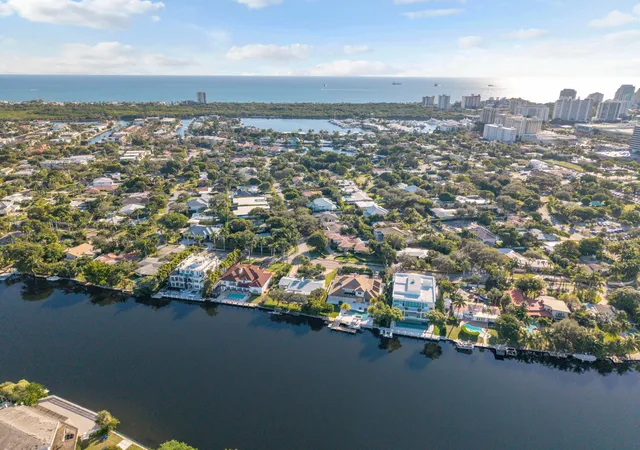 Homes for sale in Fort Lauderdale, FL | 2401 Ne 13th St, Fort Lauderdale, FL 33304 | MLS# R11144969