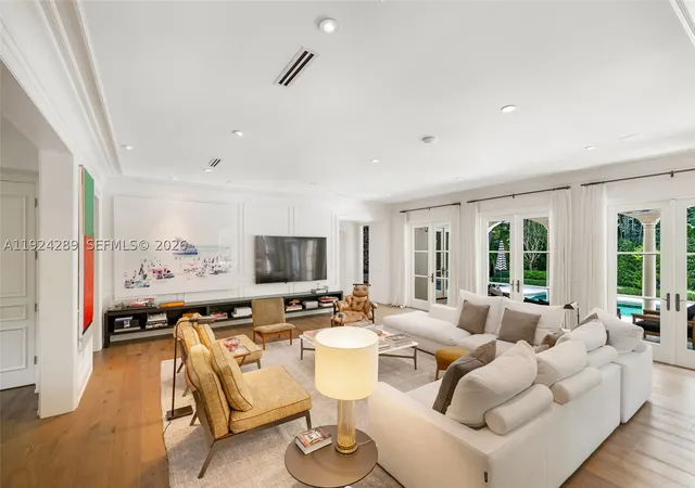 2nd image of 155 San Souci Dr, Coral Gables, FL 33133 | MLS# A11924289