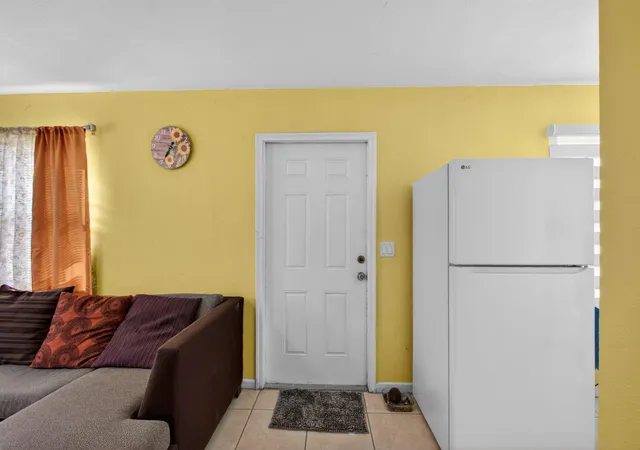 5th image of 621 50Th St, West Palm Beach, FL 33407 | MLS# R11145042