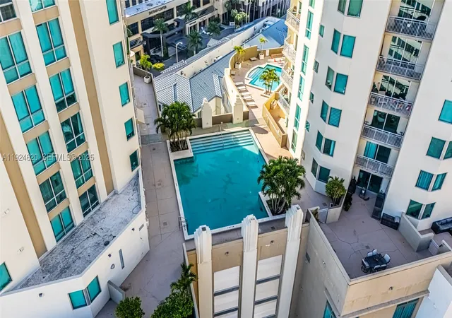 9055 SW 73 Ct #809