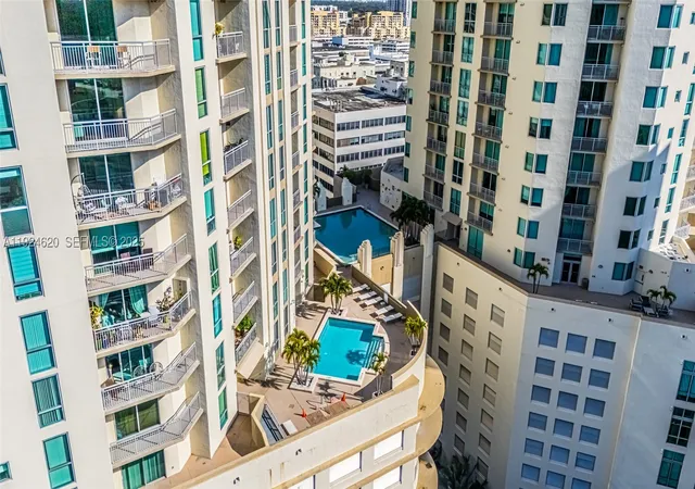 9055 SW 73 Ct #809