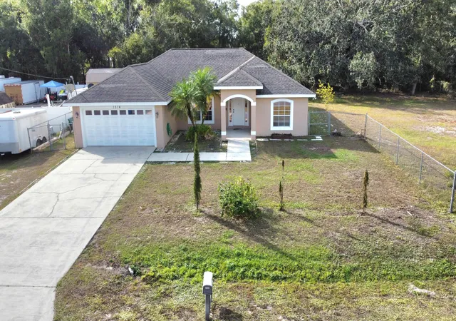 4th image of 1514 Summer Rd, Lake Placid, FL 33852 | MLS# R11145196