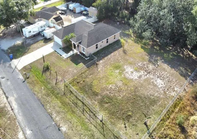 5th image of 1514 Summer Rd, Lake Placid, FL 33852 | MLS# R11145196