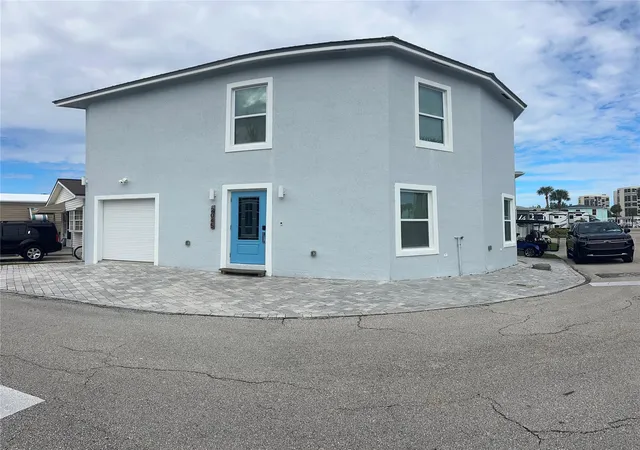 23rd image of 2045 Nettles Blvd, Jensen Beach, FL 34957 | MLS# F10539562