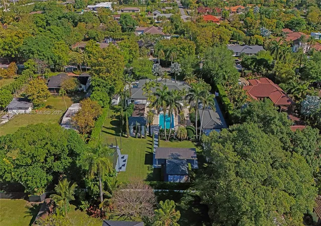 1st image of 10400 Sw 62nd St, Miami, FL 33173 | MLS# A11921294