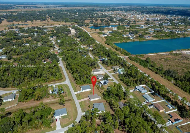 5th image of 6058 S Moss Circle, Labelle, FL 33935 | MLS# A11925230