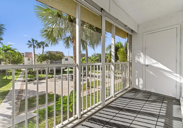 Homes for sale in Deerfield Beach, FL | 1428 Se 4Th Ave, Deerfield Beach, FL 33441