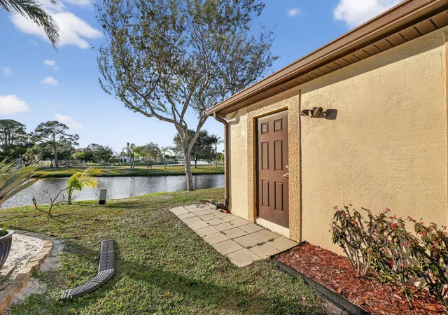 3rd image of 24 Azul, Fort Pierce, FL 34951 | MLS# R11145819