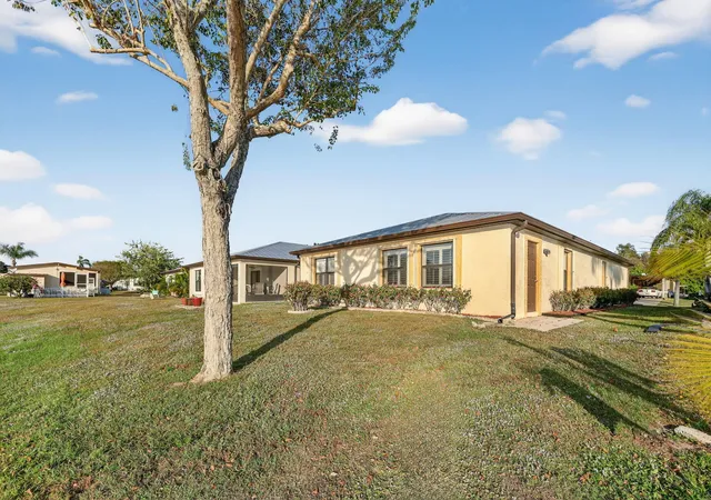 4th image of 24 Azul, Fort Pierce, FL 34951 | MLS# R11145819