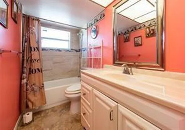5th image of 8590 Sunrise Lakes Blvd #107, Sunrise, FL 33322 | MLS# F10540035