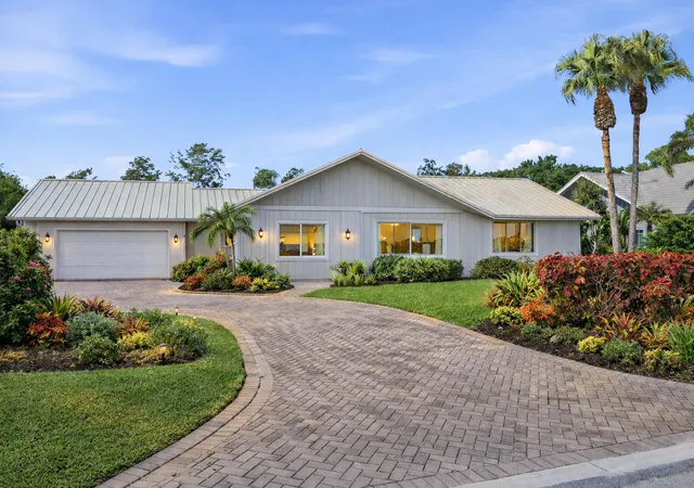 4th image of 5151 Se Burning Tree Cir, Stuart, FL 34997 | MLS# R11146072