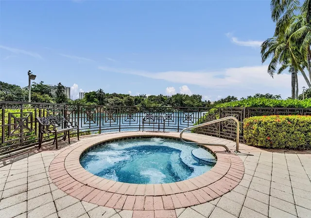 43rd image of 1575 Windjammer Way, Hollywood, FL 33019 | MLS# A11924945