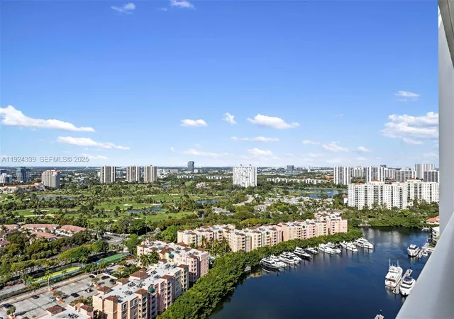 24th image of 19500 Turnberry Way #26-C, Aventura, FL 33180 | MLS# A11924339