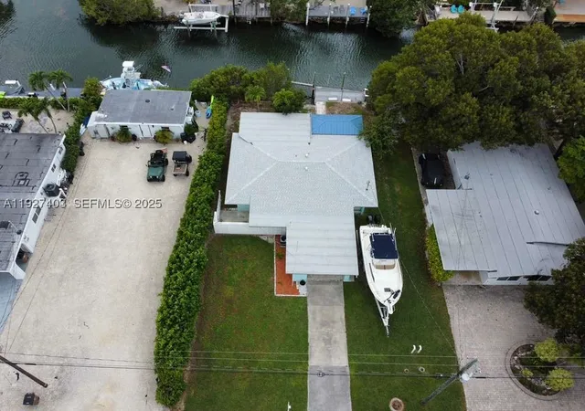 5th image of 1403 Grouper Dr, Marathon, FL 33050 | MLS# A11927403