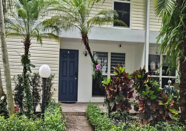 Townhouse for sale at 2750 N 34Th Ave #9A, Hollywood, FL 33021 | MLS# A11927205 | Listing updated on 2026-04-14