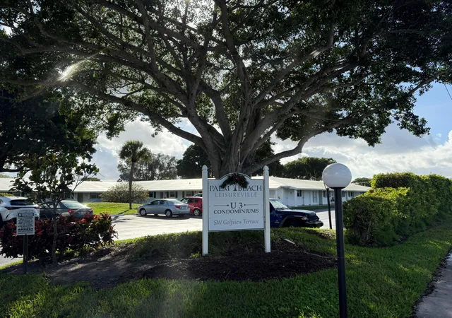 Homes for sale in Boynton Beach, FL | 300 Sw Golfview Ter #152, Boynton Beach, FL 33426 | MLS# R11146537