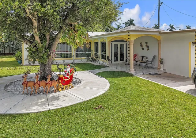 Photo 2 of Single family home for sale at 17300 Sw 292nd St, Homestead, FL 33030 | MLS# A11927339 | Listing updated on 2026-10-08