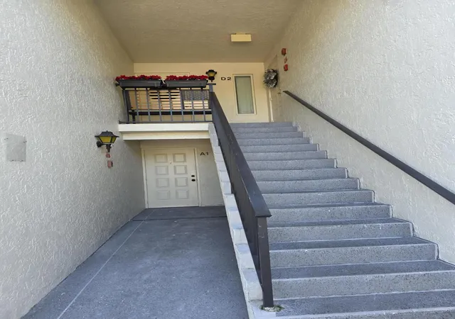 2nd image of 1115 Green Pine Blvd #D2, West Palm Beach, FL 33409 | MLS# R11146723