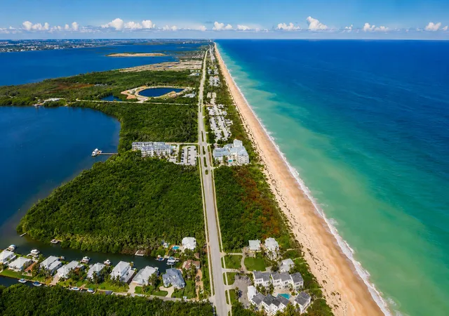 3rd image of 3541 Ne Ocean Blvd Ne, Jensen Beach, FL 34957