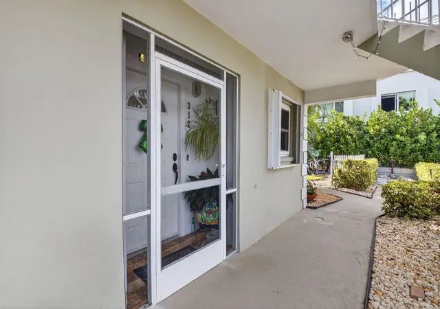 2nd image of 711 Ne Harbour Ter, Boca Raton, FL 33431