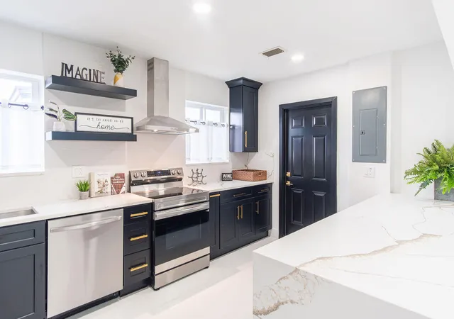 3rd image of 6370 Plunkett St, Hollywood, FL 33023 | MLS# R11146969