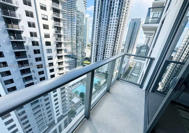 Homes for sale in Miami, FL | 11 Ne 6th #2813, Miami, FL 33132 | MLS# A11925389