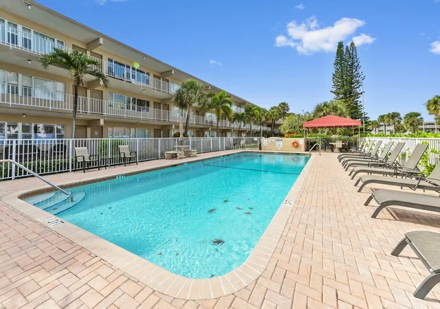 2nd image of 3200 Ne 7Th Ct #205b, Pompano Beach, FL 33062 | MLS# R11147082