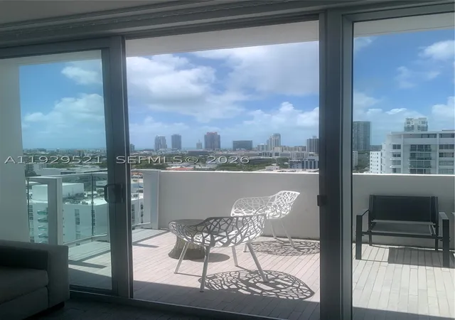 5th image of 1100 West Ave #PH 1601, Miami Beach, FL 33139 | MLS# A11929521