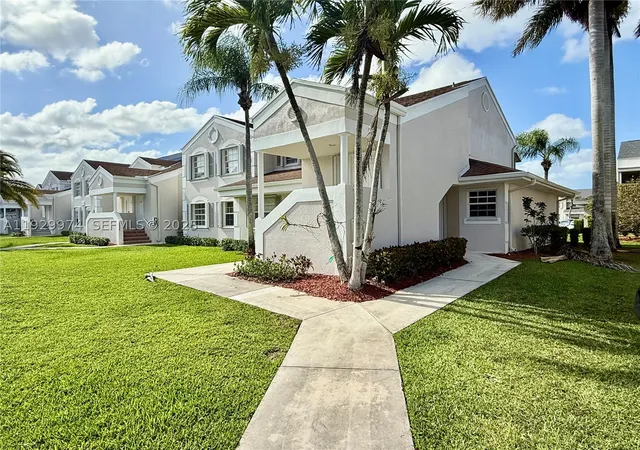 1st image of 2221 Se 27th Dr #106-B, Homestead, FL 33035 | MLS# A11929974