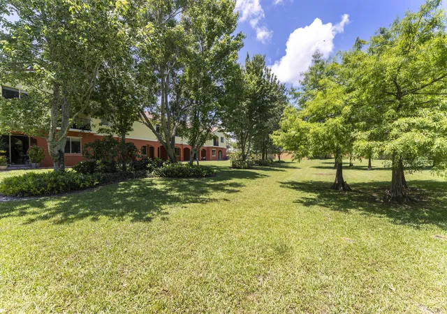 2nd image of 49 Se Sedona Cir, Stuart, FL 34994