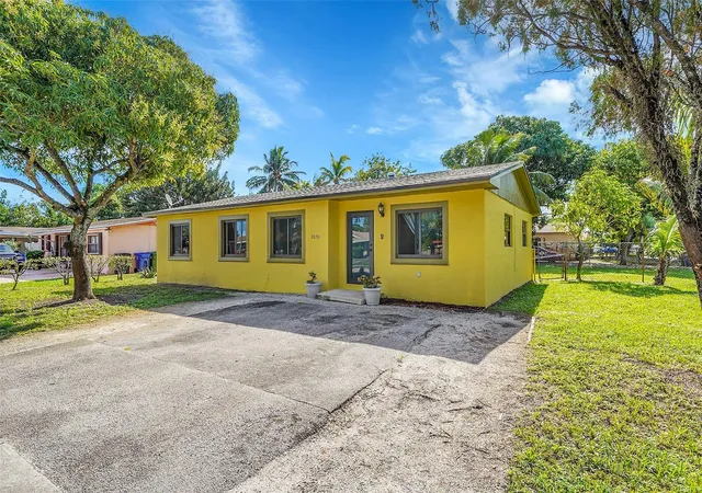 Homes for sale in Fort Lauderdale, FL | 2870 Nw 22 St, Fort Lauderdale, FL 33311 | MLS# F10540997