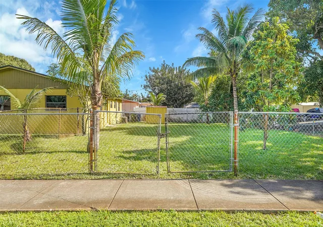 Homes for sale in Fort Lauderdale, FL | 2870 Nw 22 St, Fort Lauderdale, FL 33311 | MLS# F10540997