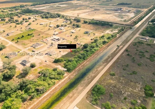 5th image of 7969 13Th Ter, La Belle, FL 33935 | MLS# A11930852