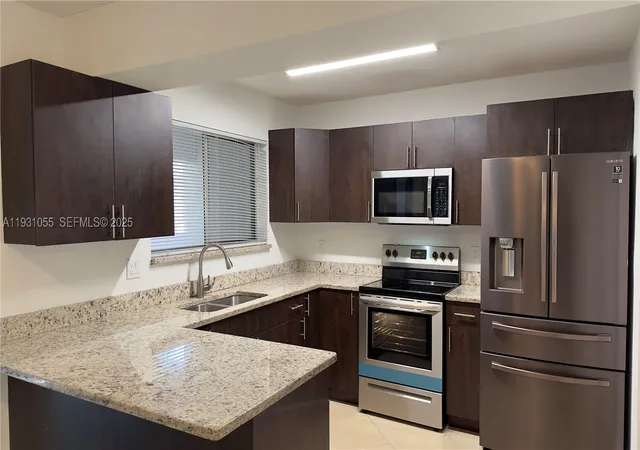 Photo 3 of Condo for sale at 5340 Bosque Ln #98, West Palm Beach, FL 33415 | MLS# A11931055 | Listing updated on 2026-10-07