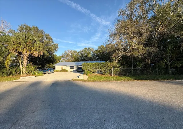 4th image of 540 Nw 24Th Ave, Okeechobee, FL 34972 | MLS# F10541239