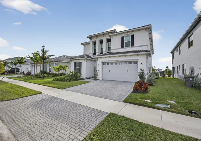 2nd image of 14052 Spruce Pine Dr, Loxahatchee, FL 33470 | MLS# R11147964