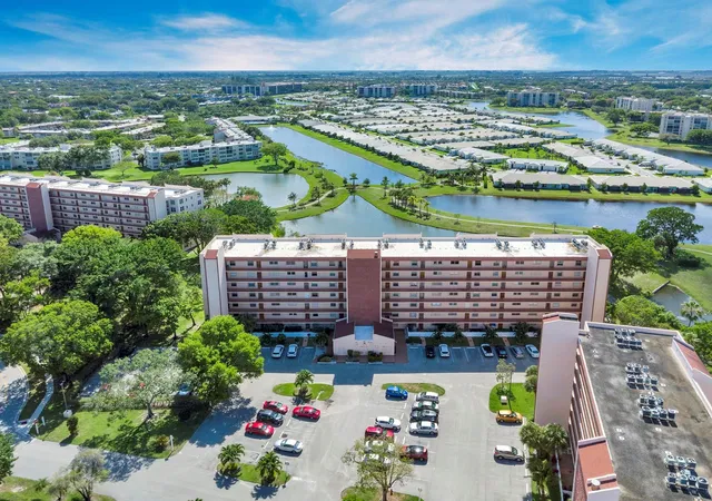 2nd image of 14575 Bonaire Blvd, Delray Beach, FL 33446