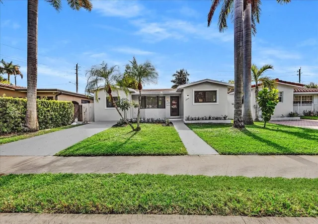 1st image of 1004 Johnson St, Hollywood, FL 33019 | MLS# F10540917