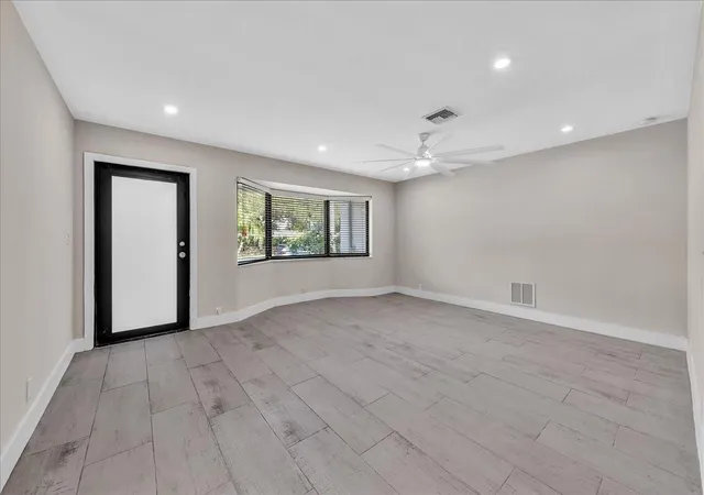 5th image of 1004 Johnson St, Hollywood, FL 33019 | MLS# F10540917