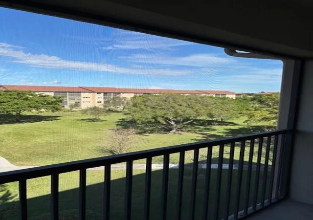 4th image of 12651 Sw 16Th Ct, Pembroke Pines, FL 33027
