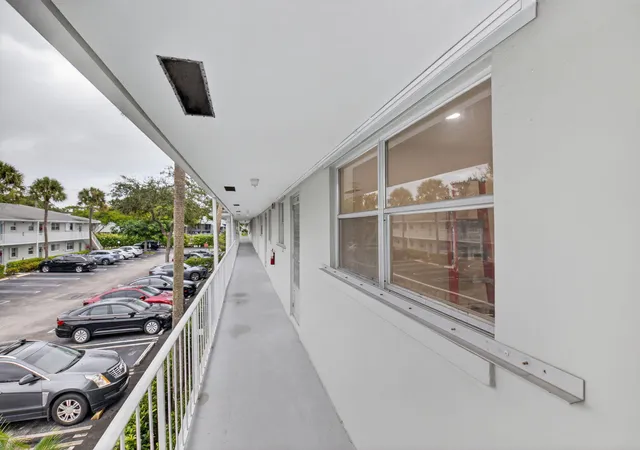 2nd image of 2340 Sw 22 Ave #312, Delray Beach, FL 33445 | MLS# R11148127