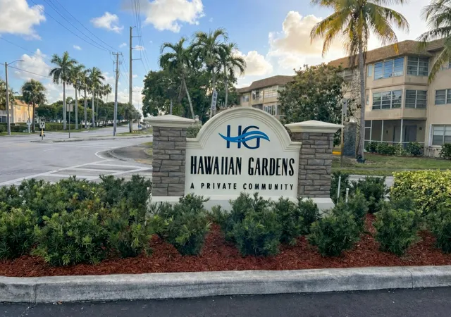 Homes for sale in Lauderdale Lakes, FL | 5041 W Oakland Park Boulevard, Lauderdale Lakes, FL 33313 | Houzeo