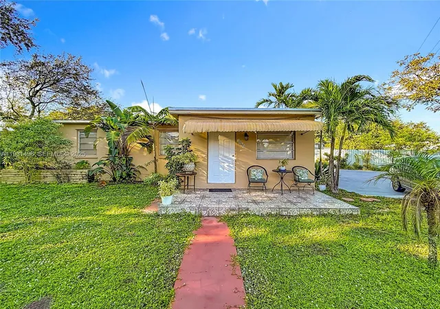 5th image of 1860 Nw 127Th St, Miami, FL 33167 | MLS# A11931496