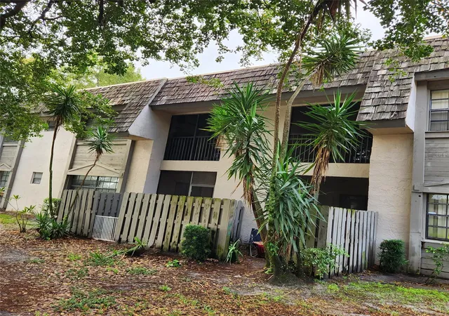 2nd image of 3634 Nw 95Th Ter, Sunrise, FL 33351