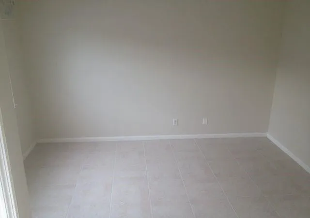 Homes for sale in Plantation, FL | 7027 W Sunrise Boulevard, Plantation, FL 33313 | Houzeo