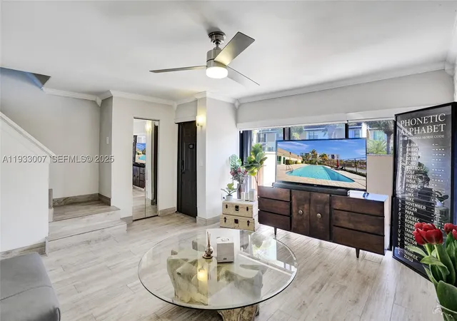 5th image of 16478 Ne 27Th Pl #34, North Miami Beach, FL 33160 | MLS# A11933007